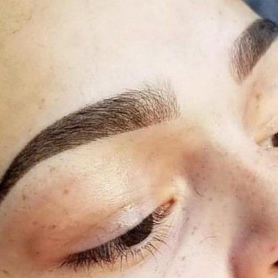Powder brows healed on light skin