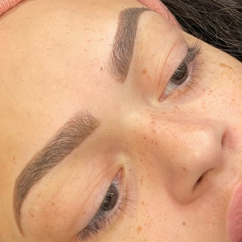 Soft ombré brows healed